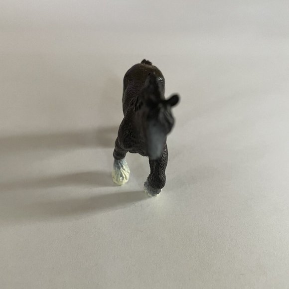 Safari Limited Black Friesian Mare Horse Animal Figurine - Picture 3 of 8
